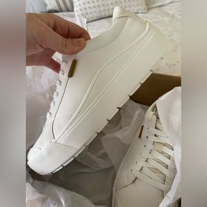 Dr. Scholl’s Time Off Sneaker. Brand New Size 8